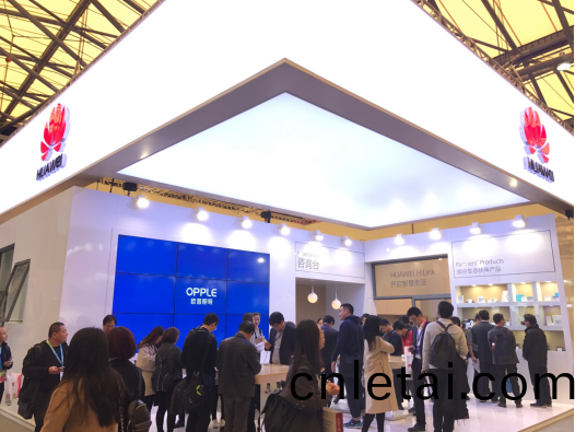 歐普(pu)炤明攜手華爲(wei)亮相AWE 共創(chuang)智能傢居(ju)生態(tai)