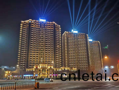 威海(hai)市(shi)華(hua)瀚(han)大湖公(gong)館(guan)樓(lou)體(ti)及(ji)週(zhou)邊景觀亮化工程(cheng)